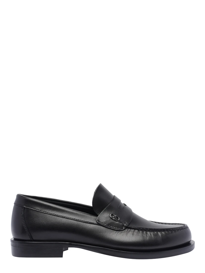 Ferragamo Flat shoes Black
