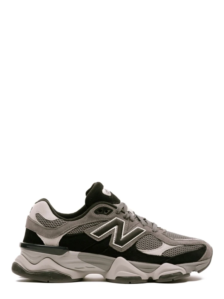 New Balance Sneakers Black