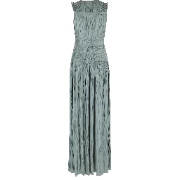 فستان تسنيم ذو فتحة صدر عميقة