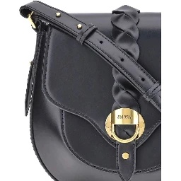 حقيبة كتف بوس توروس من جلد العجل الأسود