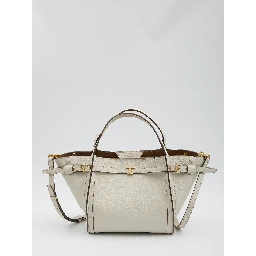 حقيبة تسوق صغيرة