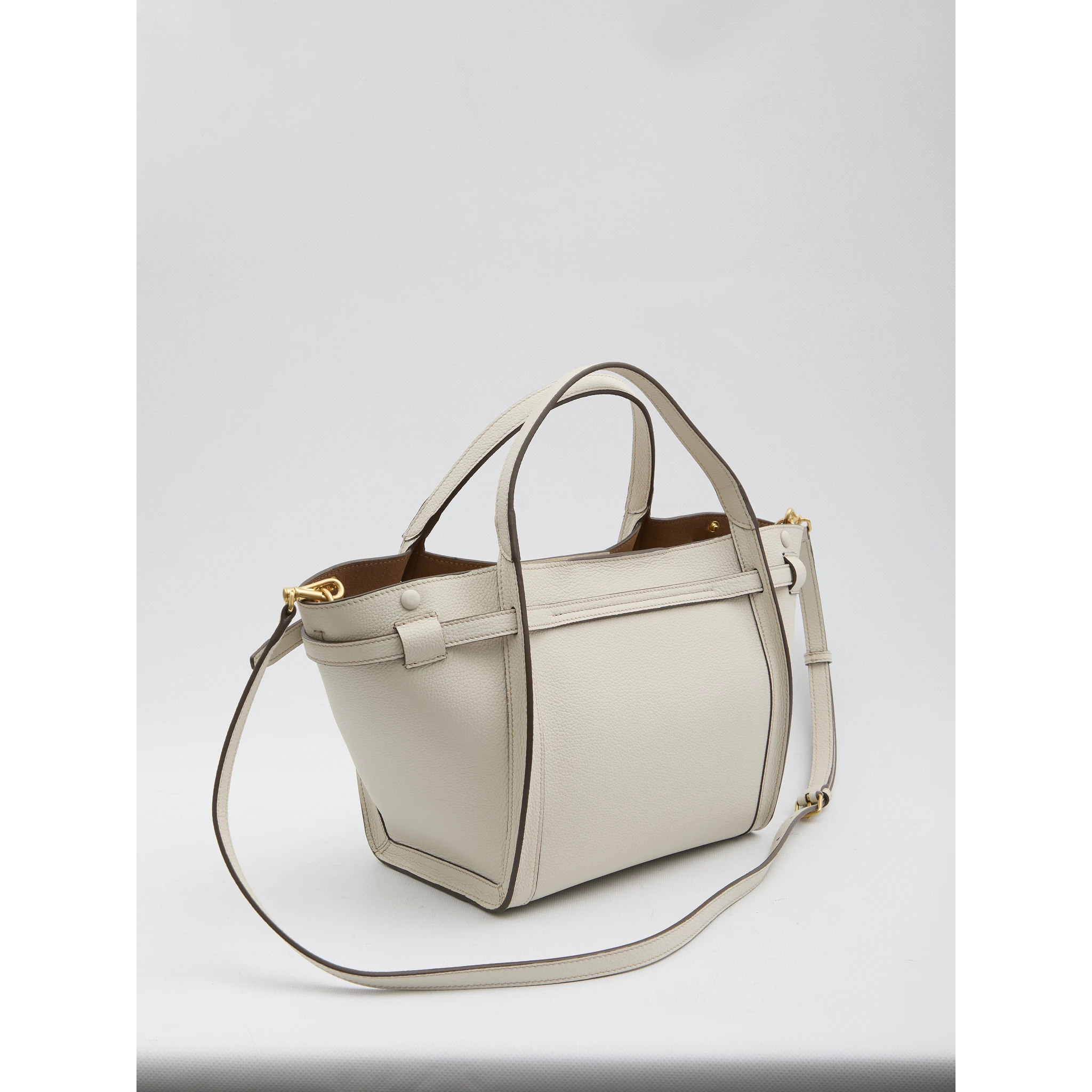 حقيبة تسوق صغيرة