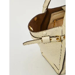 حقيبة تسوق صغيرة