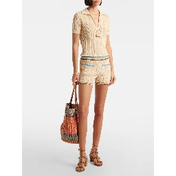 بلوزة فالنتينو