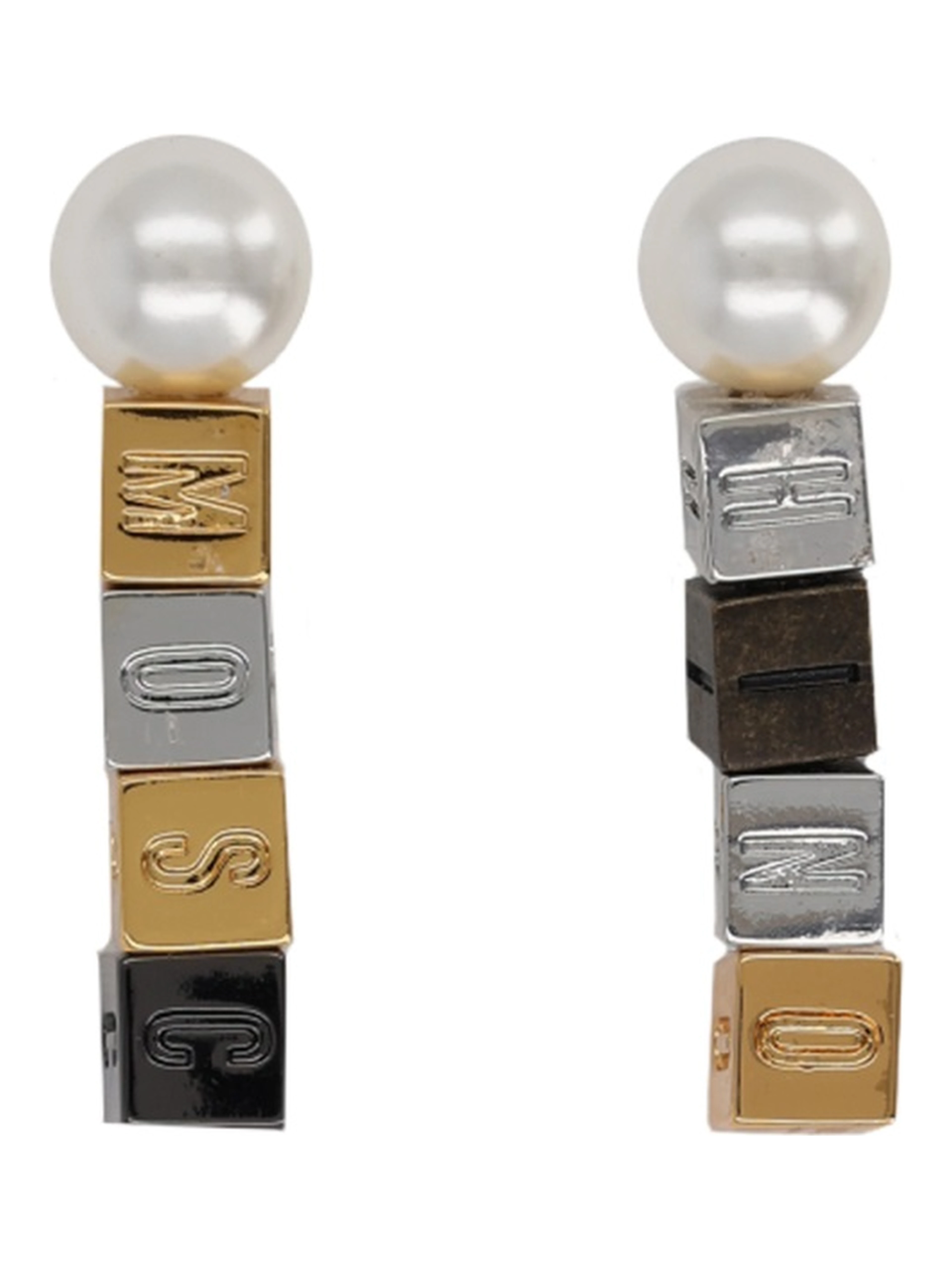EARRINGS WITH PEARLS