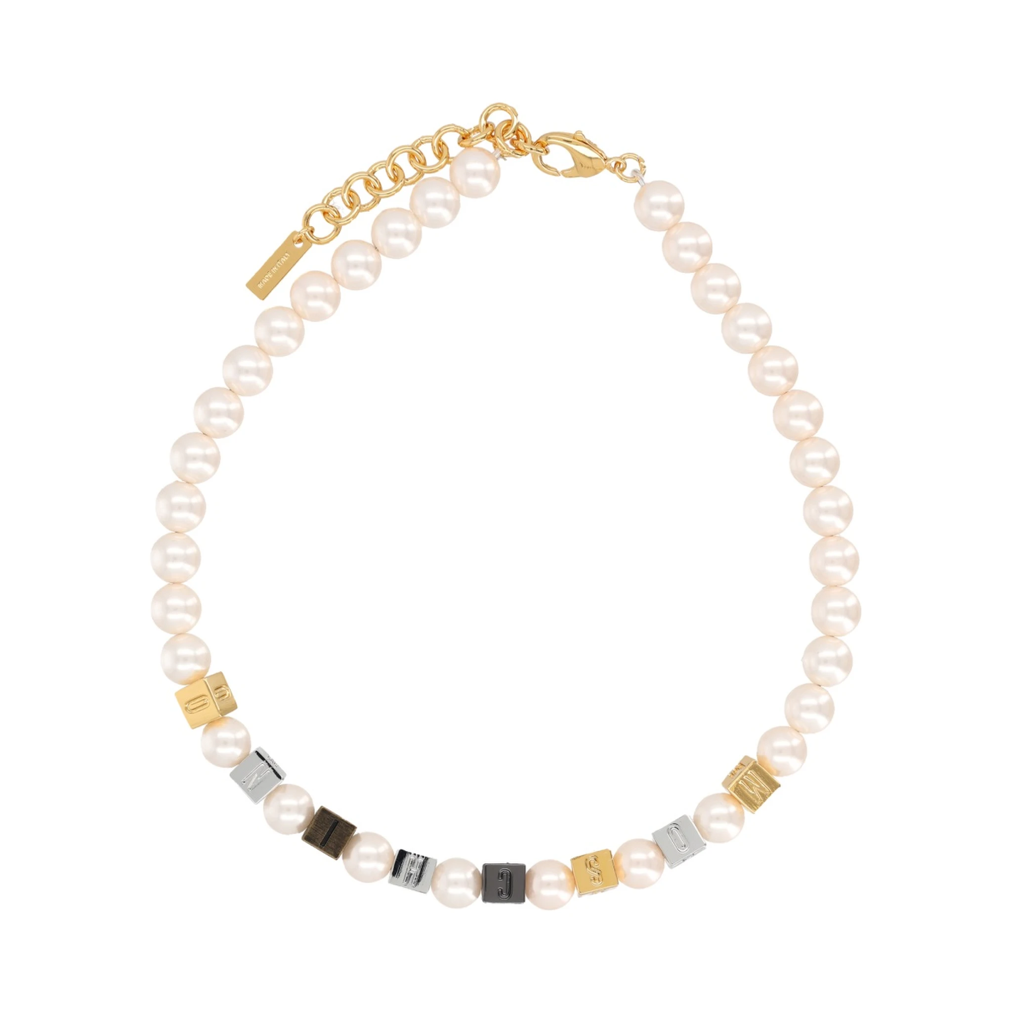 عقد من اللؤلؤ