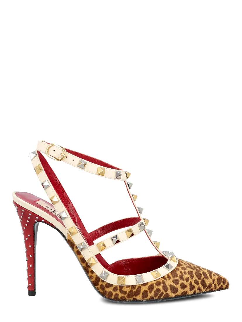 فالنتينو غارافاني بكعب