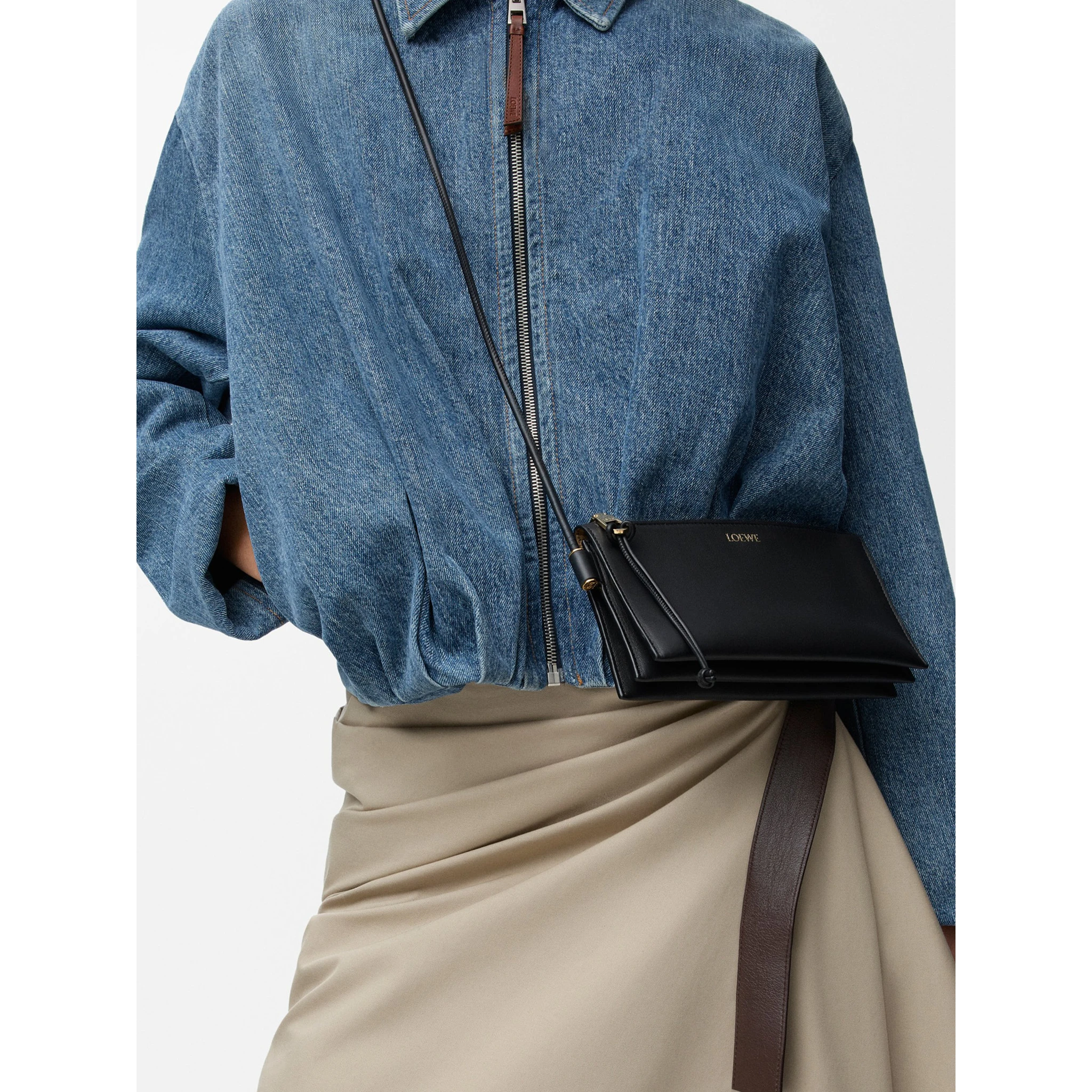 حقيبة لويفي جويا