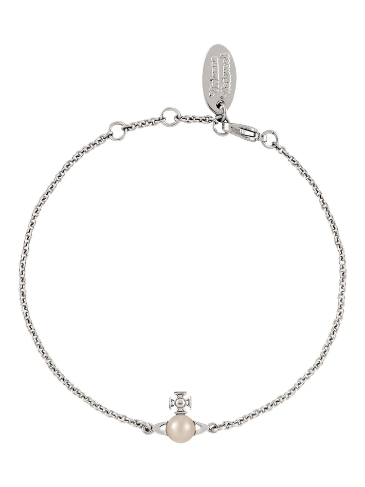 مجوهرات فيفيان ويستوود الفضية