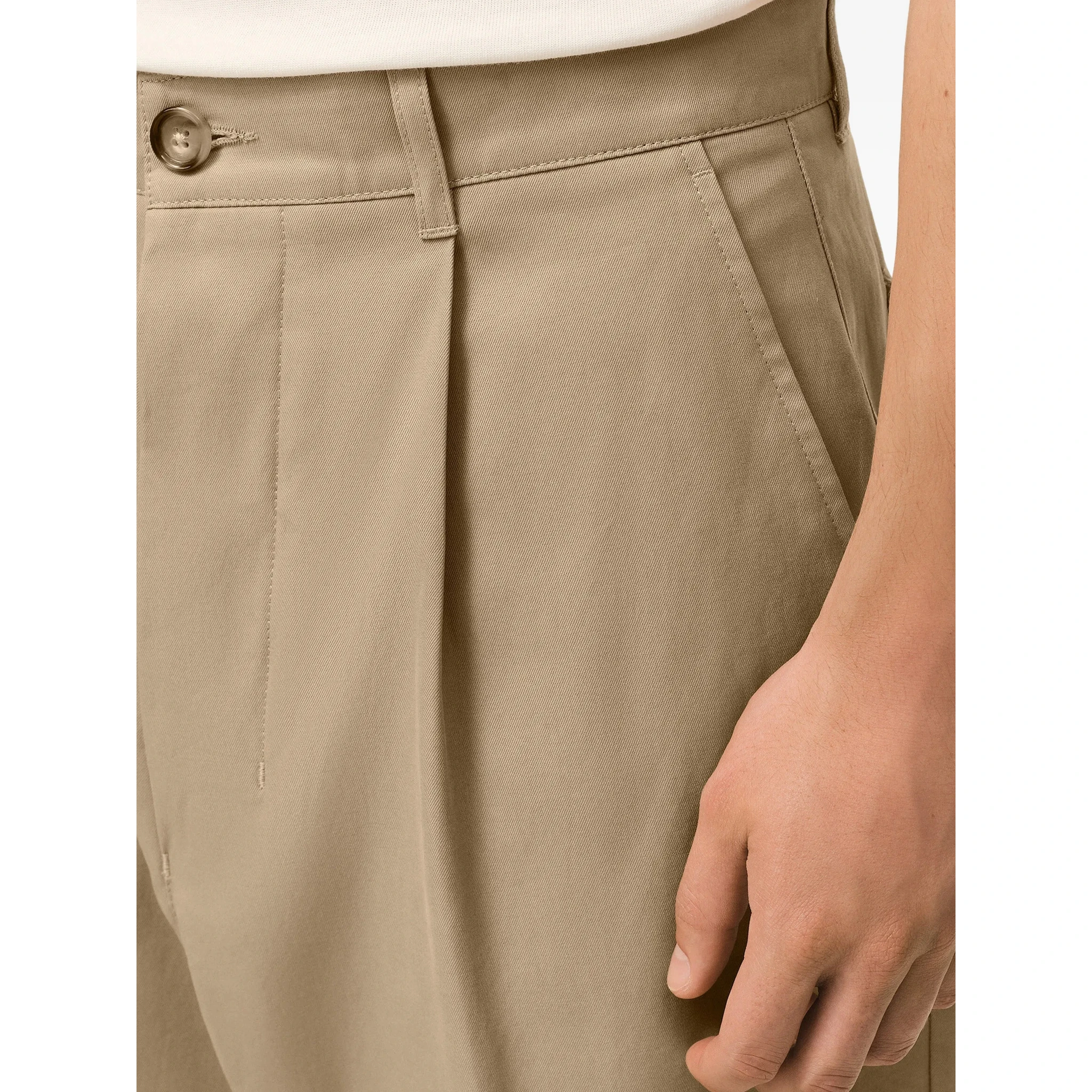 Carrot pants