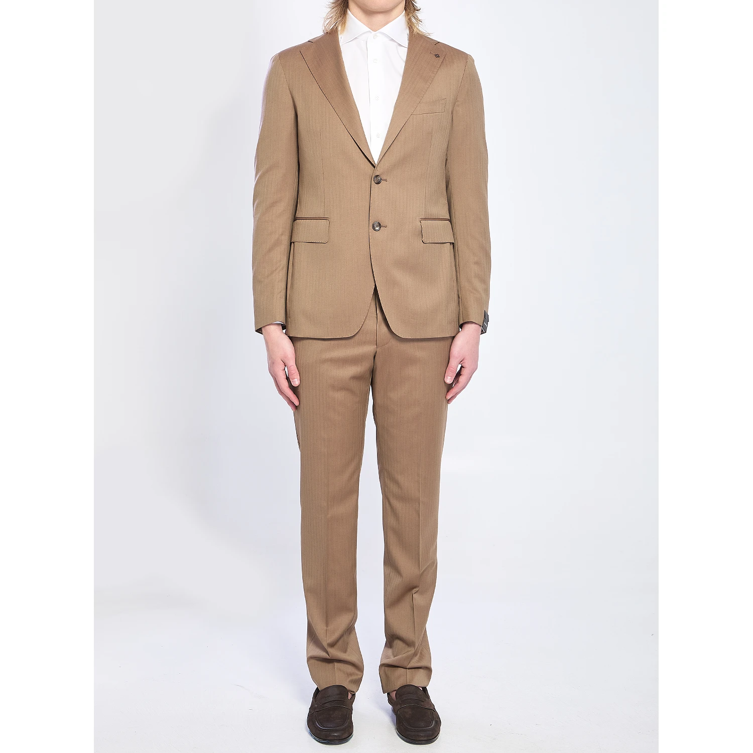 Single-breasted suit in super 130s virgin wool