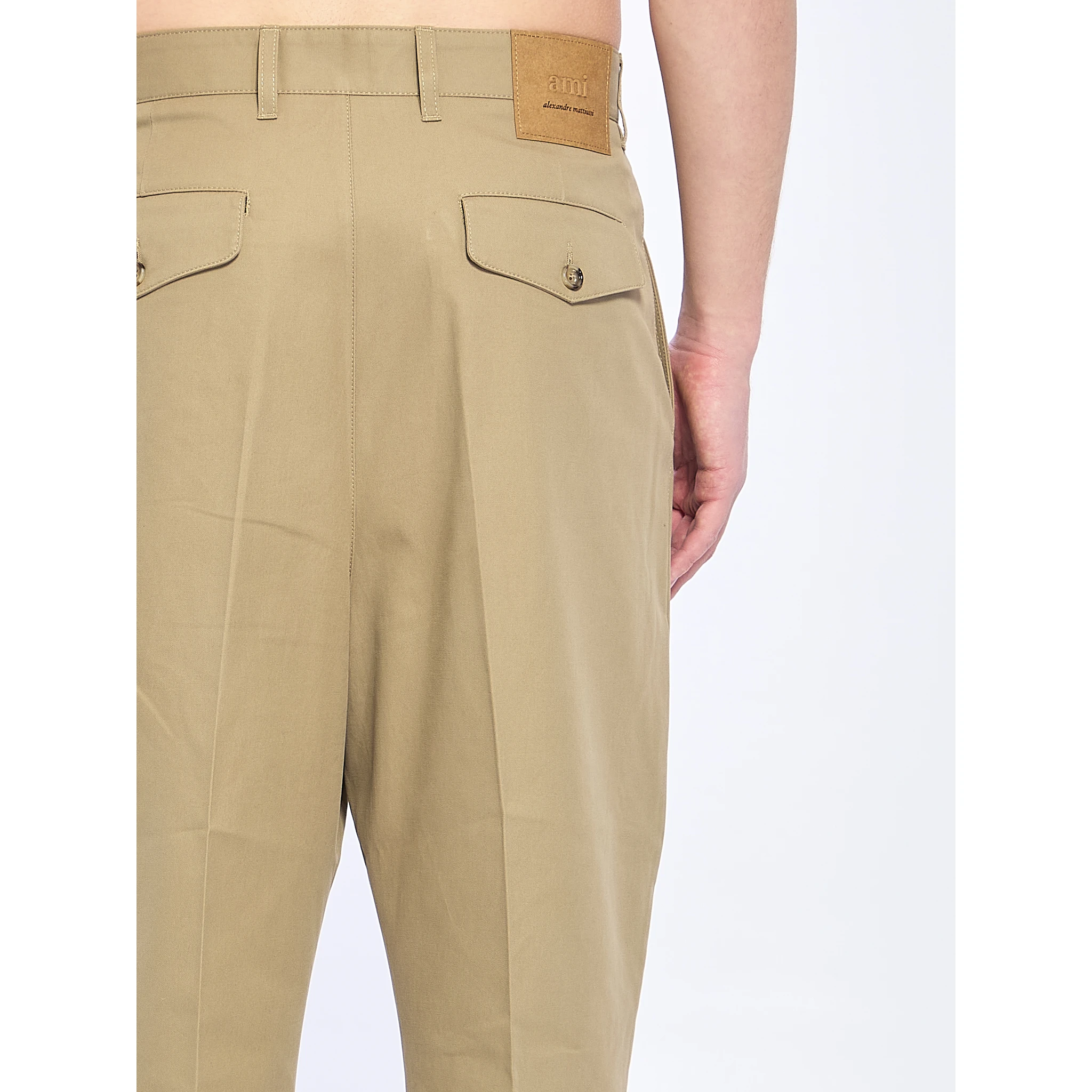 Carrot pants