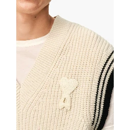 Ami de Coeur sleeveless sweater