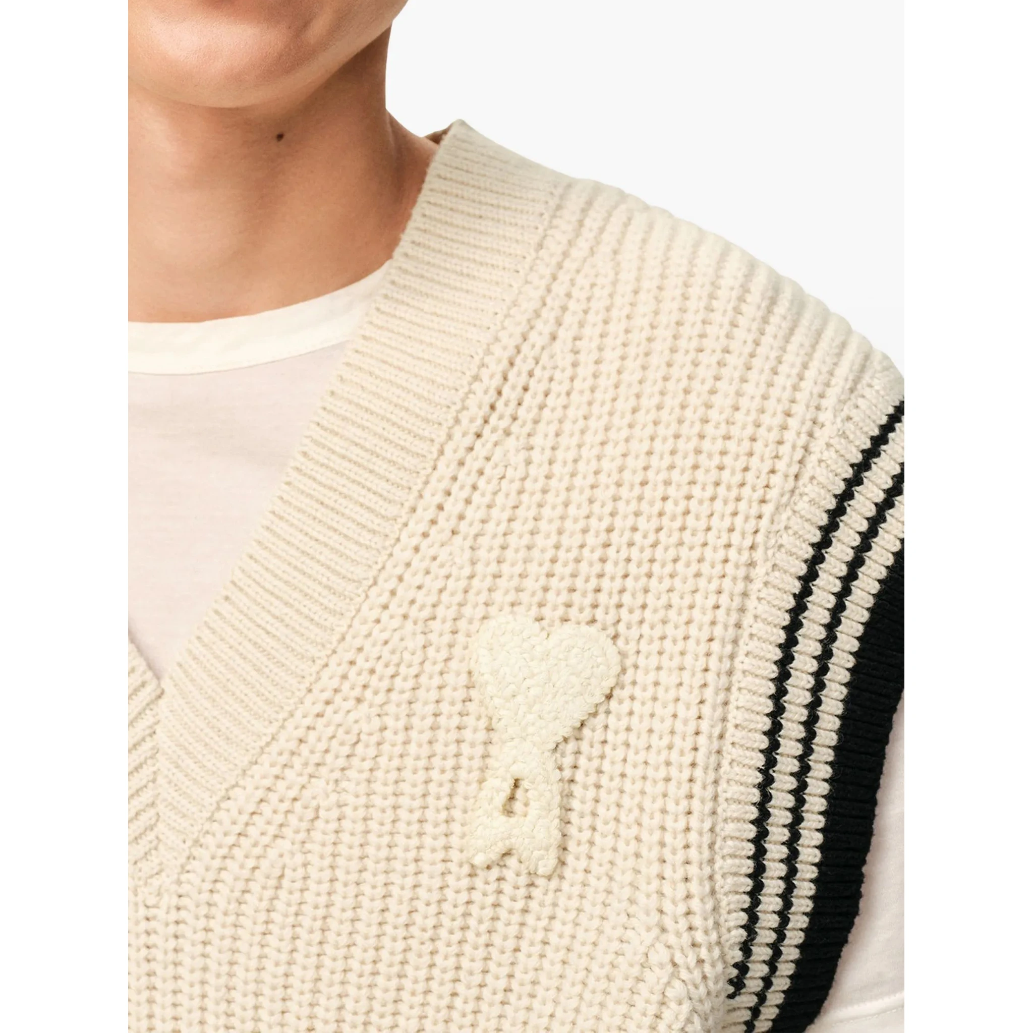 Ami de Coeur sleeveless sweater