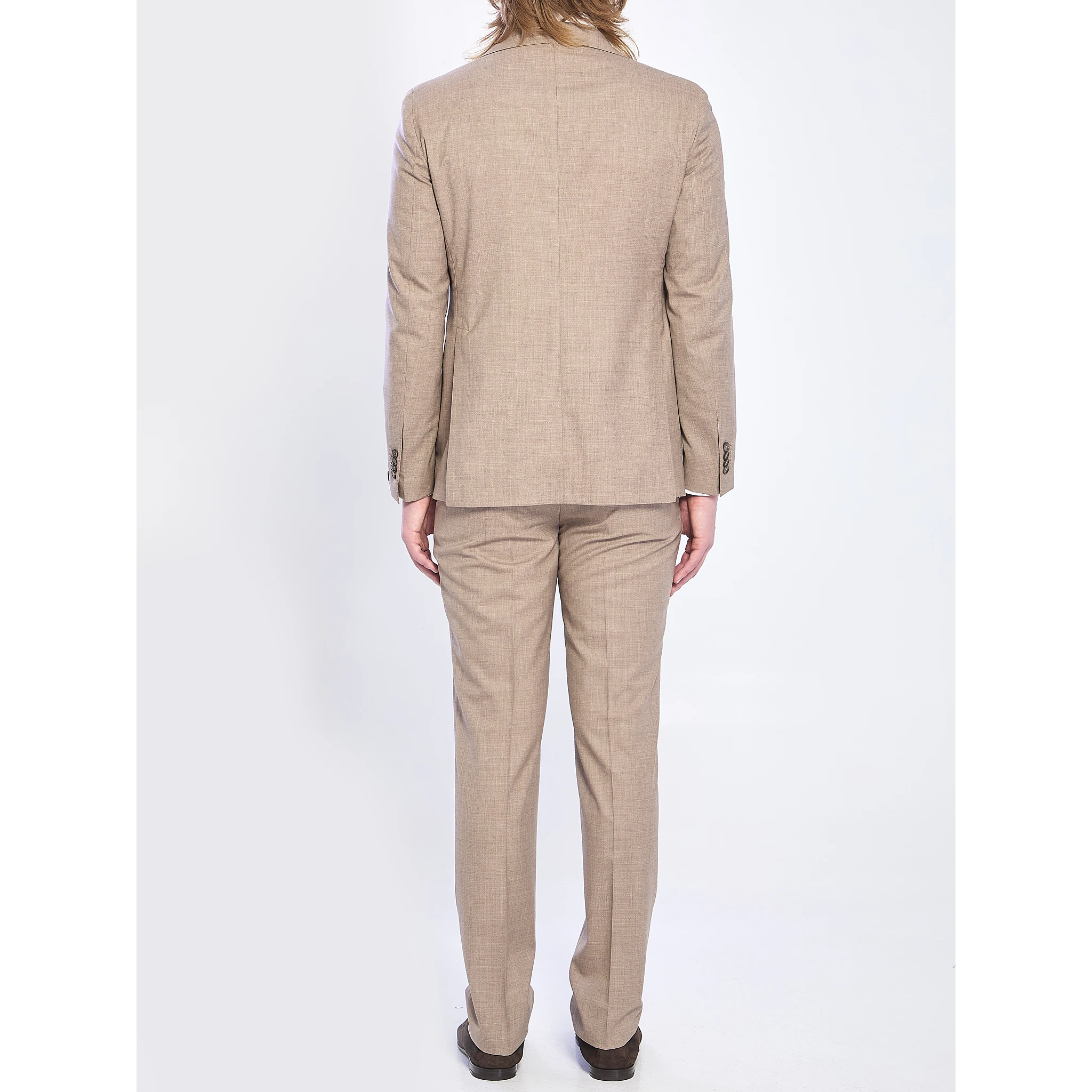 Single-breasted suit in virgin wool and silk