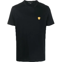 تيشيرتات وبولو من فرزاتشي باللون الأسود