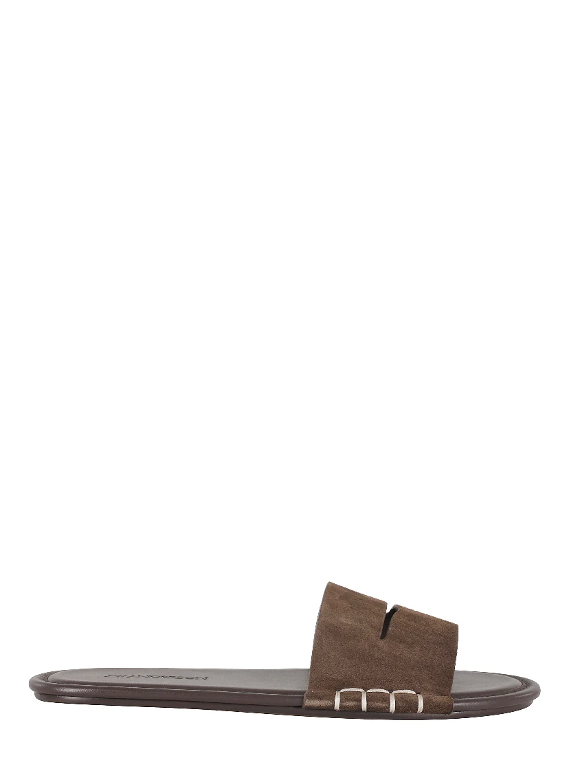 حذاء بدون كعب مفتوح من الأمام