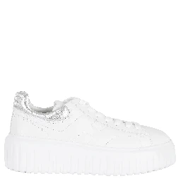 خطوط H مزينة برباط H