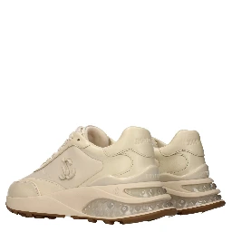 حذاء رياضي سميك من القماش البيج