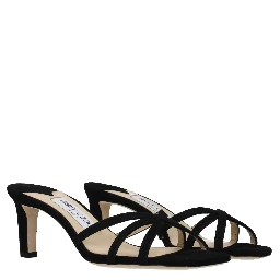 صندل أسود بكعب ستيليتو من الجلد