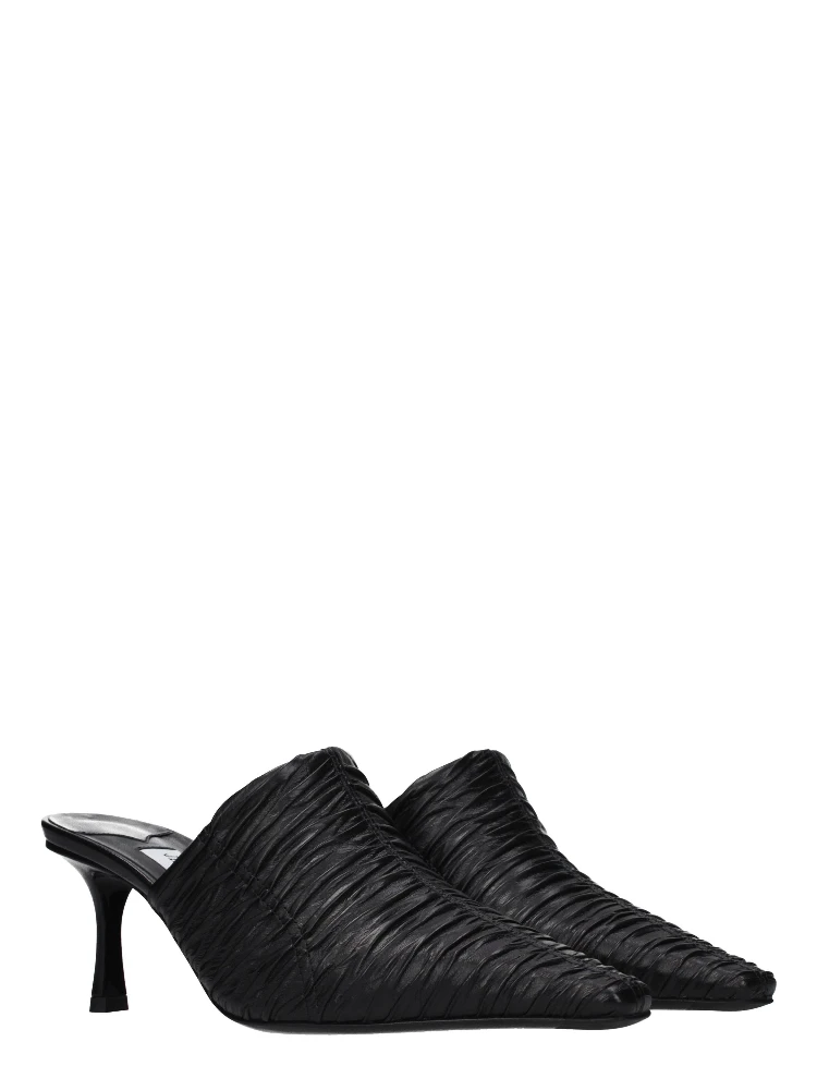 حذاء بكعب متوسط من الجلد الأسود alternative