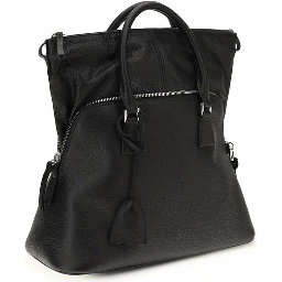 حقيبة كتف بوس توروس من جلد العجل الأسود