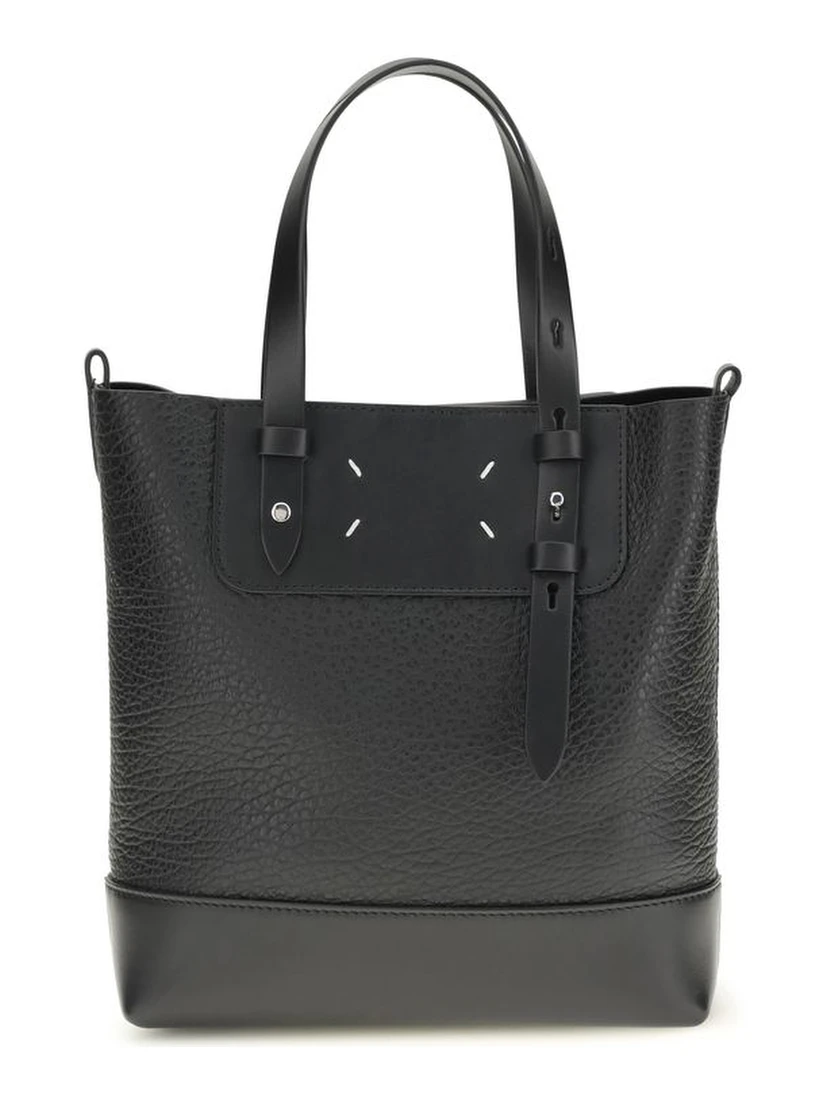 حقيبة كتف بوس توروس من جلد العجل الأسود