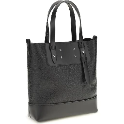 حقيبة كتف بوس توروس من جلد العجل الأسود