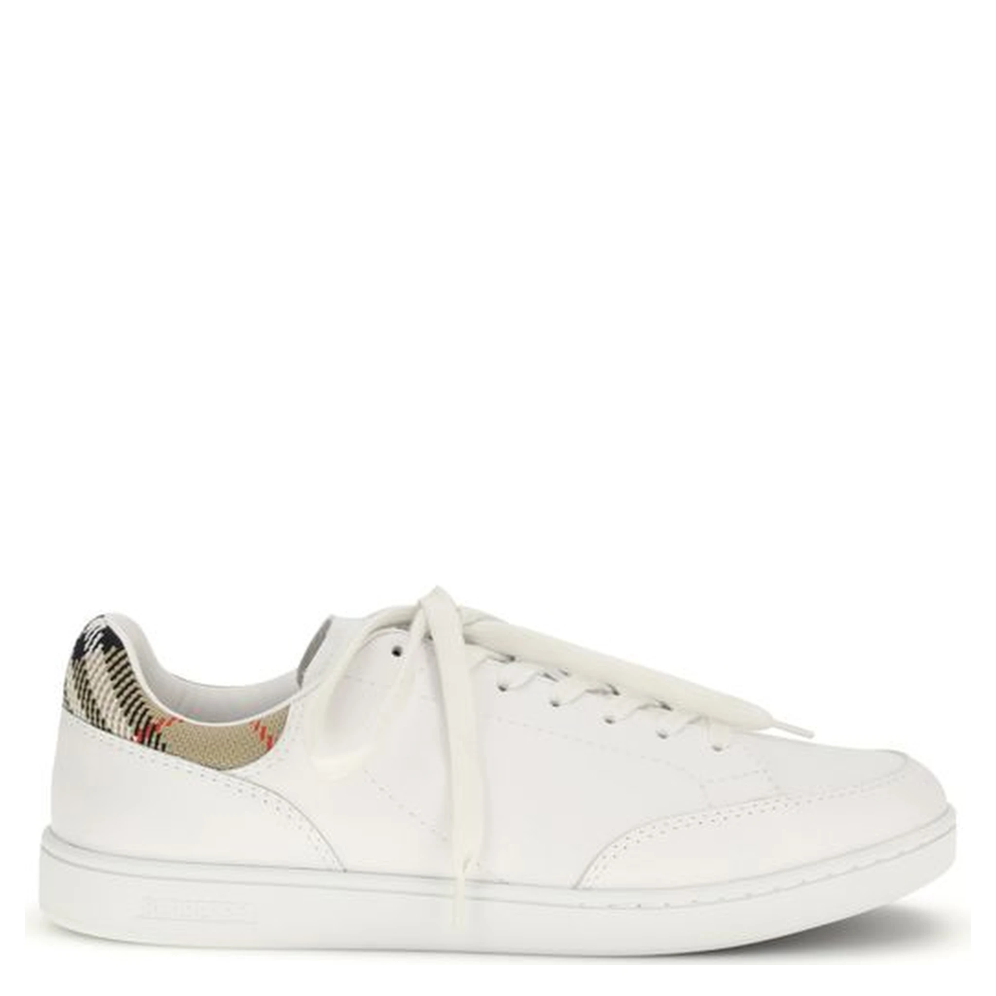 حذاء رياضي منخفض من جلد العجل الأبيض من بوس توروس