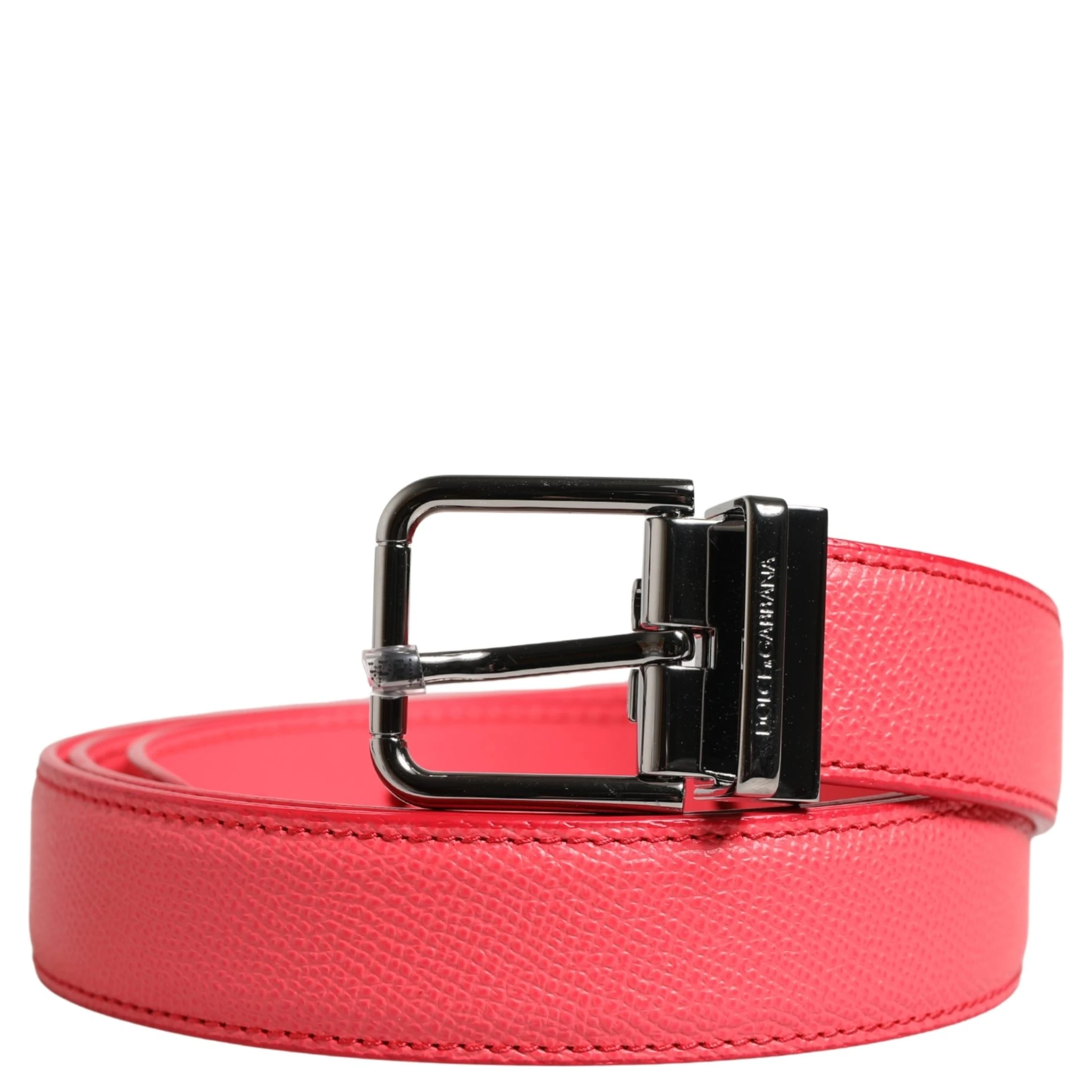 حزام من جلد العجل الوردي مع مشبك معدني فضي