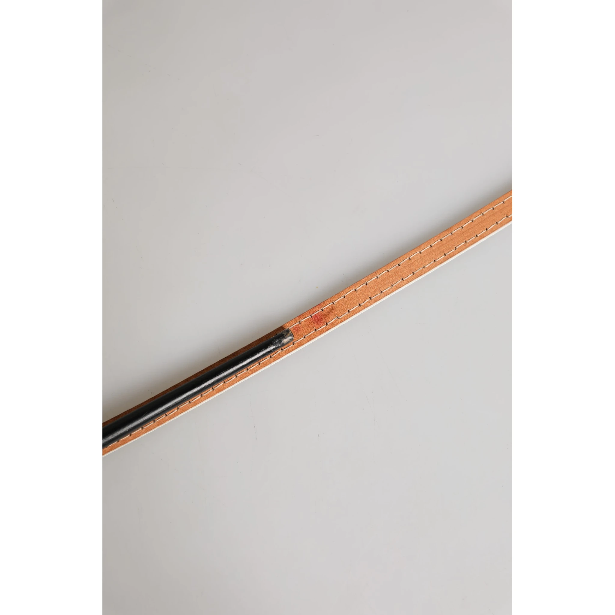 White Leather Skinny Gold Metal Buckle Belt