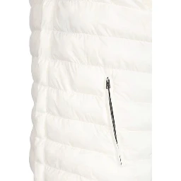 Nylon sleeveless jacket