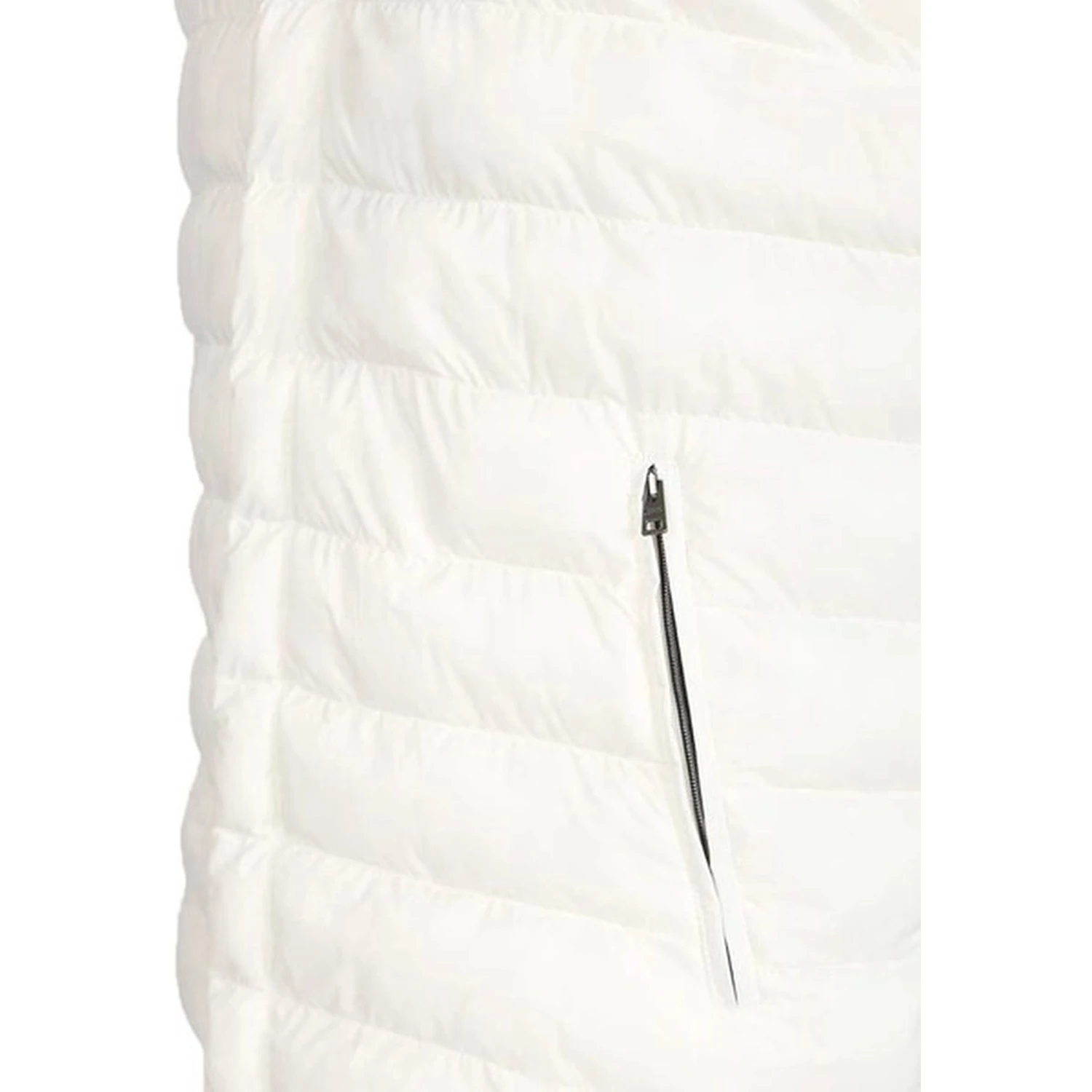 Nylon sleeveless jacket