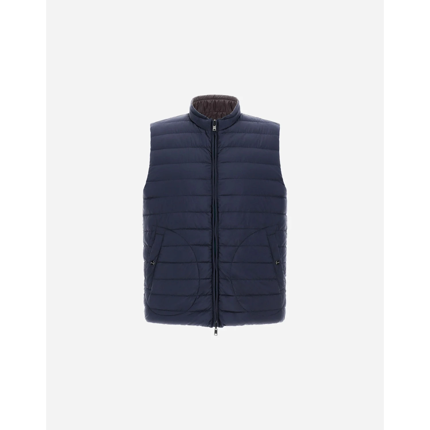 Nylon sleeveless jacket