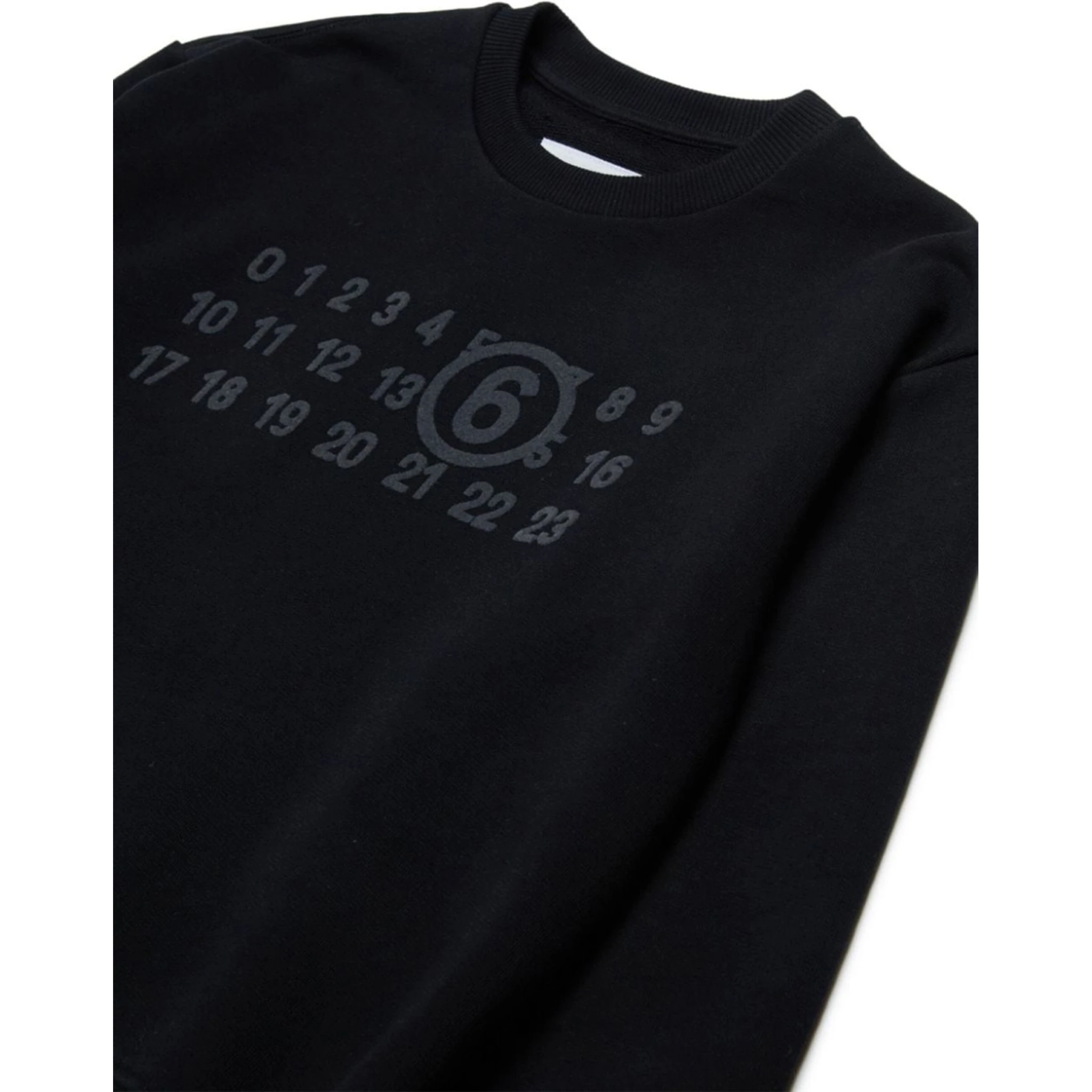 JERSEY WITH LOGO