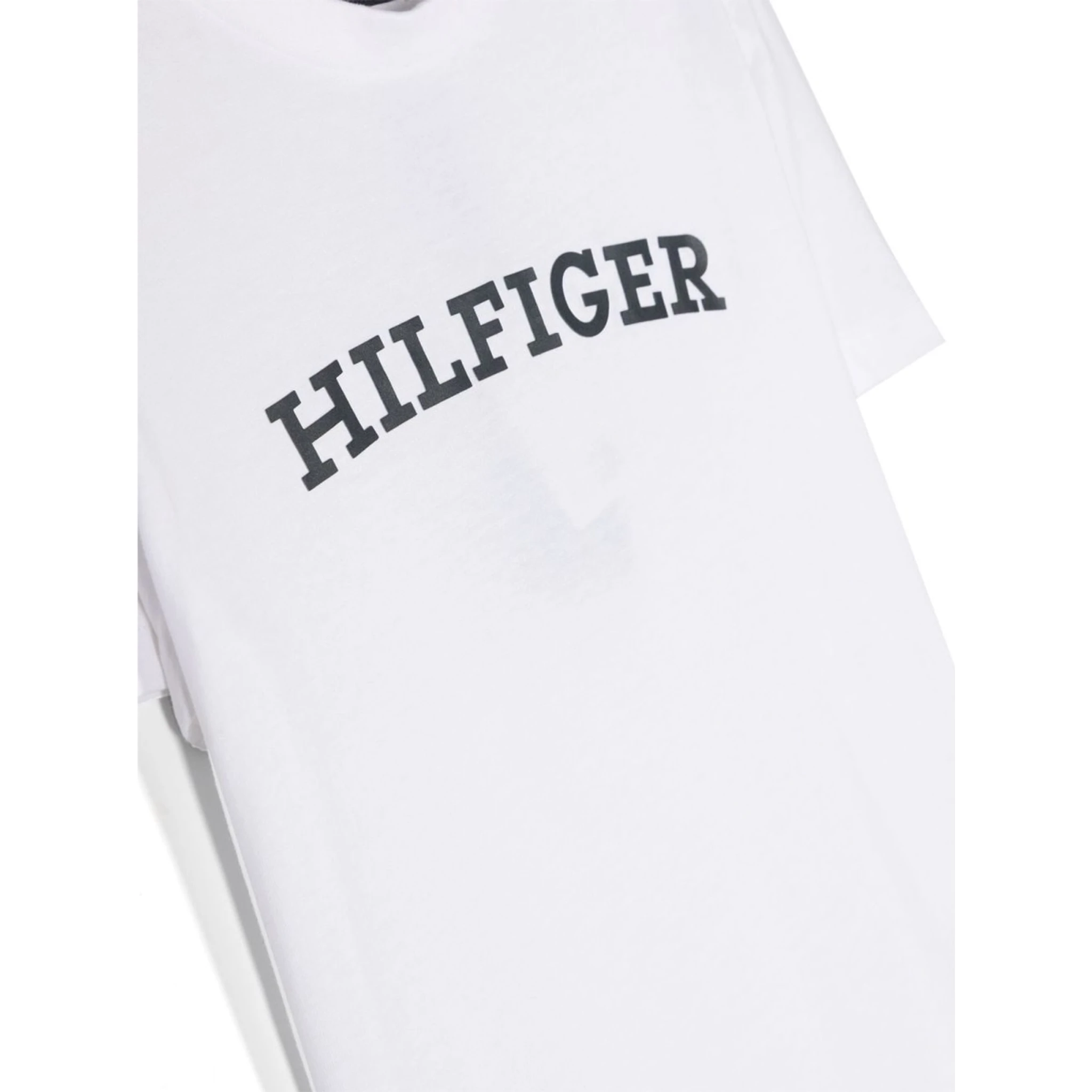 T-SHIRT WITH LOGO