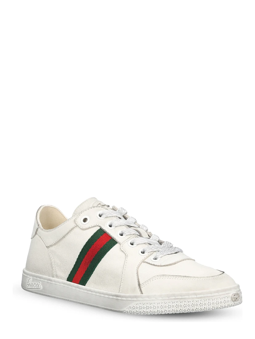 Stretch low-top trainer