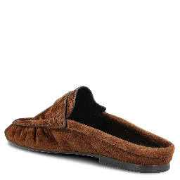 صنادل سان لوران