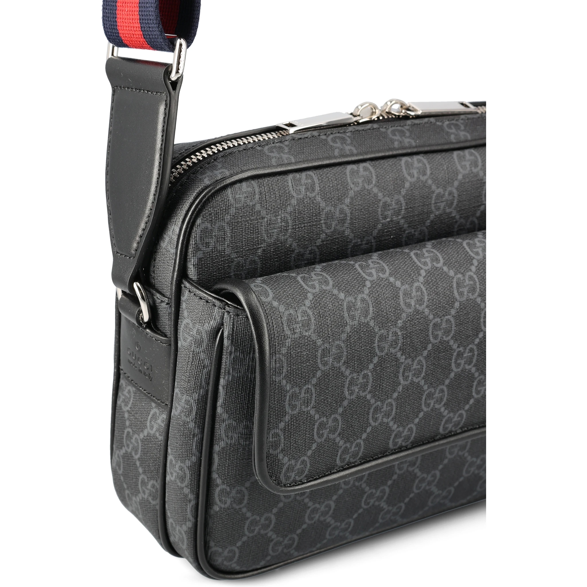 حقيبة كروس سوداء من جي جي