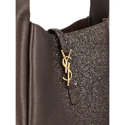Le 5 à 7 large supple shoulder bag