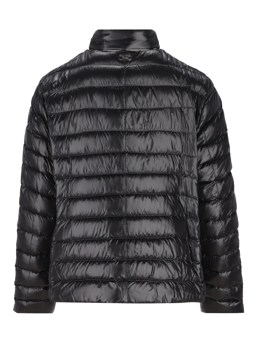 هيرنو كوتس أسود