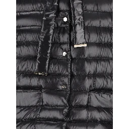 هيرنو كوتس أسود