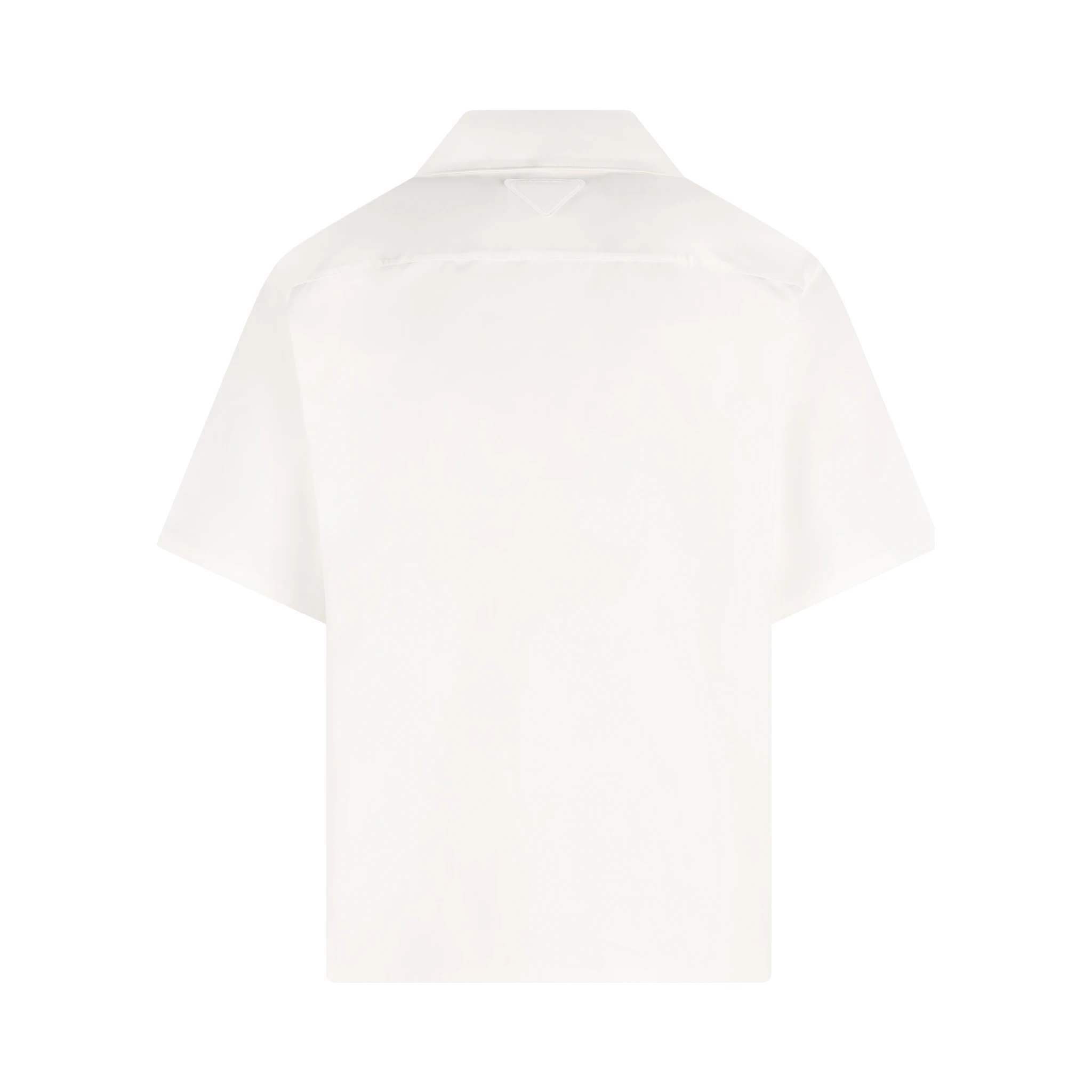 قمصان برادا خضراء