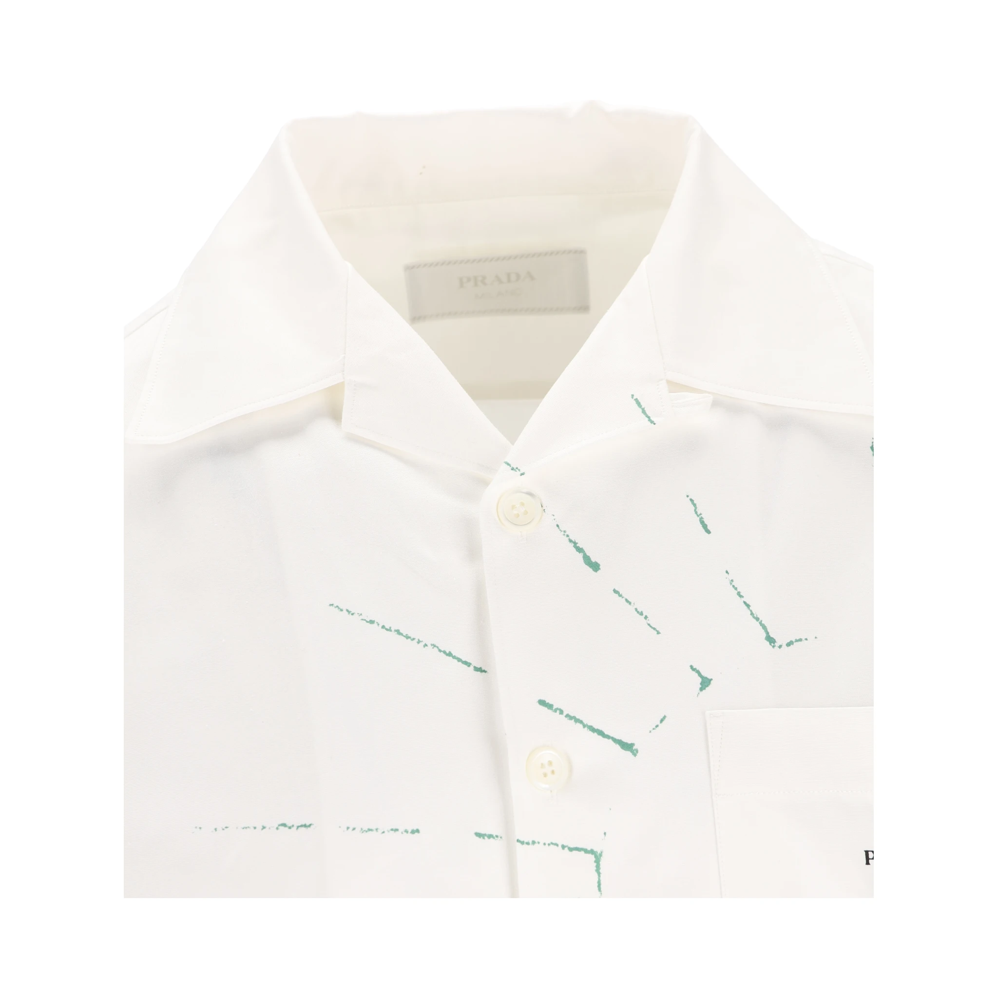 قمصان برادا خضراء