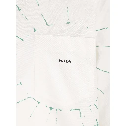 قمصان برادا خضراء