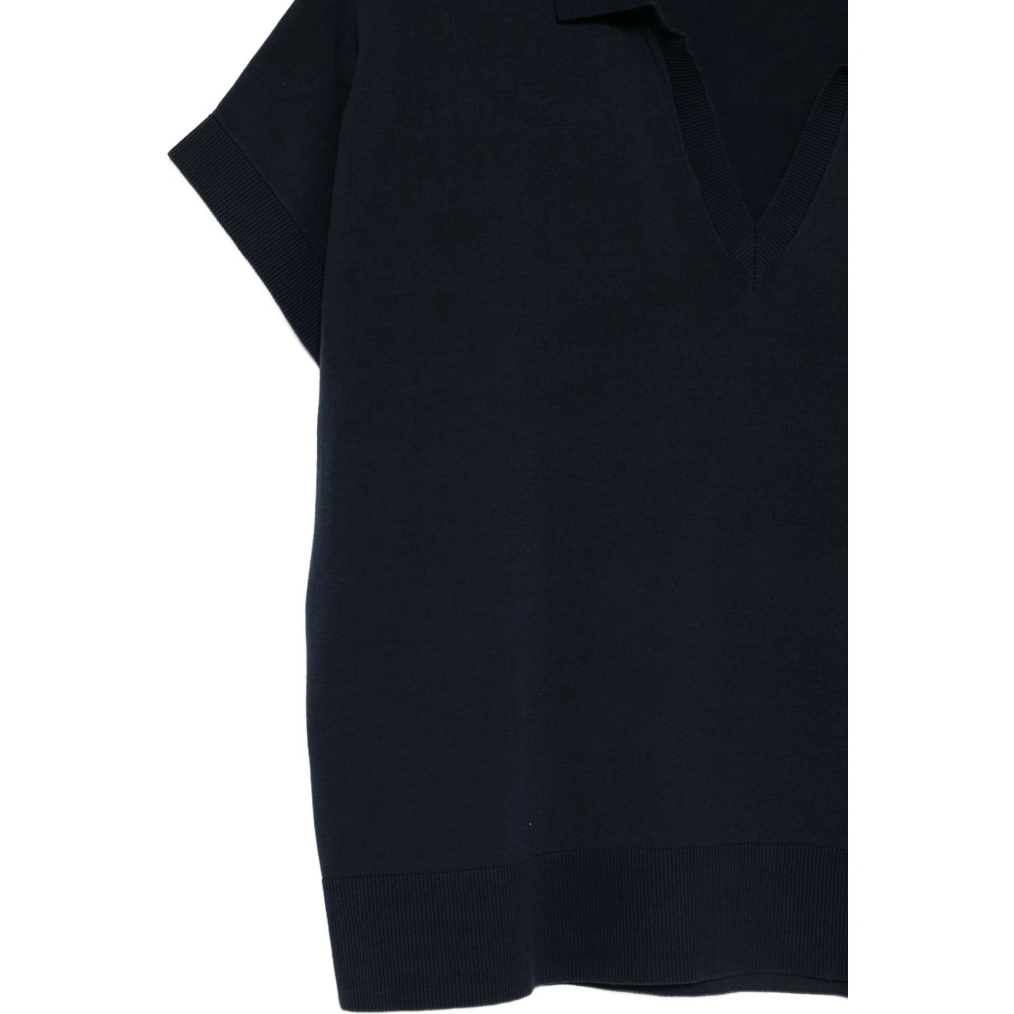 تيشيرتات وبولو أسبيسي زرقاء