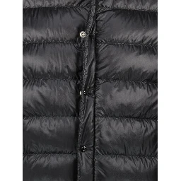 معاطف مونكلير سوداء