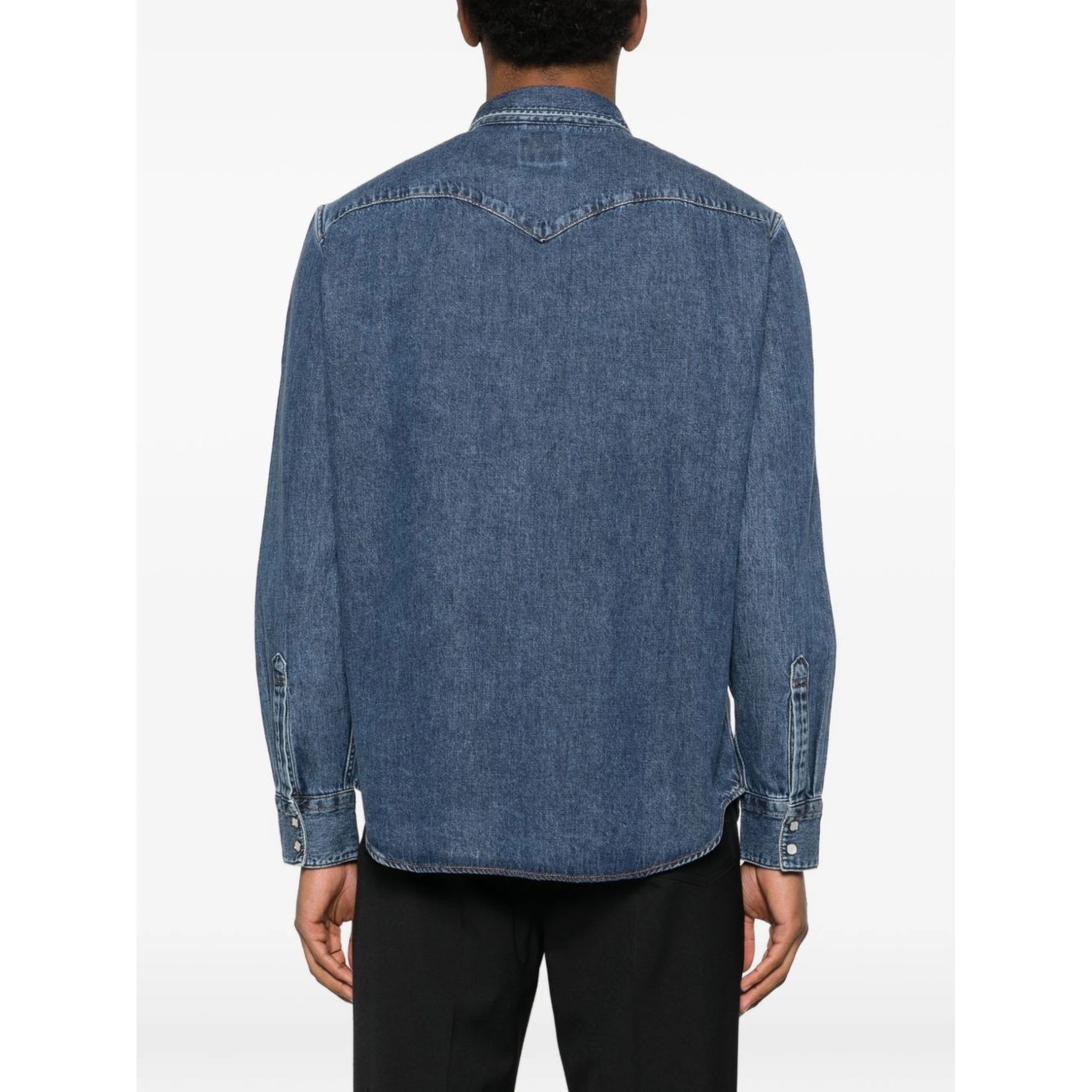 قمصان ليفي الزرقاء