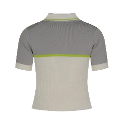 تيشيرتات وبولو بيضاء من كازابلانكا