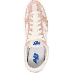New Balance Sneakers Pink